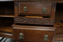 Load image into Gallery viewer, English Oak Sideboard c.1910