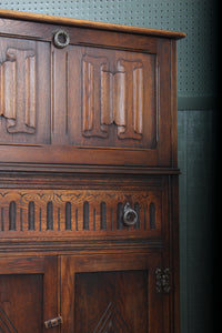 English Oak Cocktail Cabinet c.1940