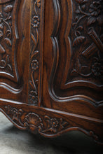 Load image into Gallery viewer, French Carved Oak Bedding Box c.1900
