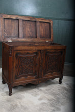 Load image into Gallery viewer, French Carved Oak Bedding Box c.1900