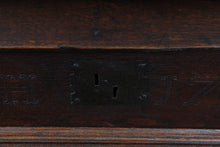 Load image into Gallery viewer, English Oak Bible Box c.1724