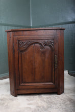 Load image into Gallery viewer, French Oak Corner Cabinet c.1850