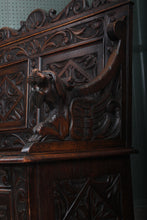 Load image into Gallery viewer, English Carved Oak Settle c.1880