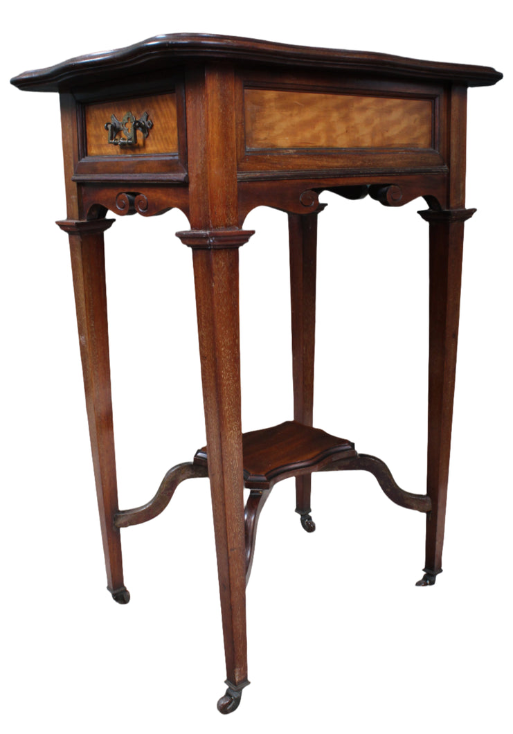 English Mahogany Occasional Table c.1890