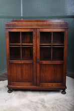 Load image into Gallery viewer, English Oak Bookcase c.1920