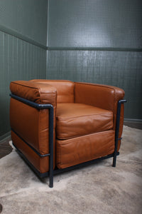 Pair Leather Chairs LC2 Le Corbusier for Cassina Style