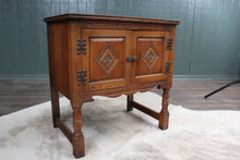 Load image into Gallery viewer, English Oak Cabinet