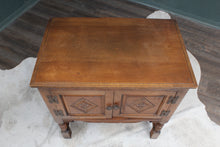 Load image into Gallery viewer, English Oak Cabinet