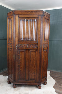 English Oak Hallrobe c.1900