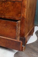 Load image into Gallery viewer, Burl Walnut French Chest c.1780
