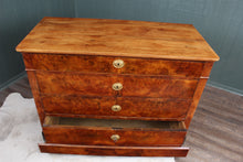 Load image into Gallery viewer, Burl Walnut French Chest c.1780