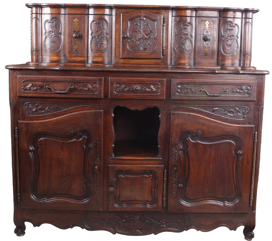 Handsome Oak Sideboard c.1890