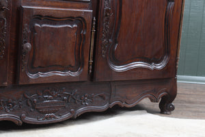 Handsome Oak Sideboard c.1890