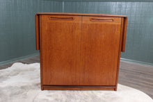 Load image into Gallery viewer, English Meredew Cocktail Bar c.1960