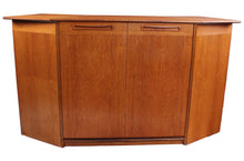 Load image into Gallery viewer, English Meredew Cocktail Bar c.1960