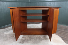 Load image into Gallery viewer, English Meredew Cocktail Bar c.1960