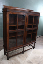 Load image into Gallery viewer, English Oak Bookcase c.1900