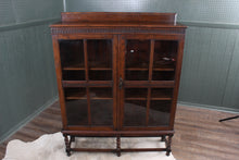 Load image into Gallery viewer, English Oak Bookcase c.1900