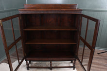 Load image into Gallery viewer, English Oak Bookcase c.1900