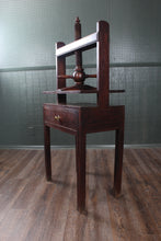 Load image into Gallery viewer, English Oak Bookpress c.1820