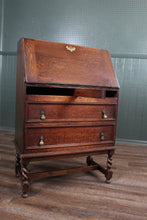 Load image into Gallery viewer, English Oak Bureau c.1900