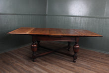 Load image into Gallery viewer, English Oak Drawleaf Table c.1900