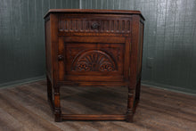 Load image into Gallery viewer, English Oak Cupboard c.1900