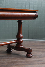Load image into Gallery viewer, English Mahogany Table c.1900