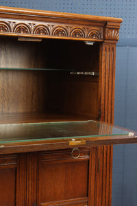 English Oak Cocktail Cabinet c.1940