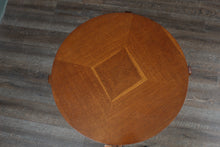 Load image into Gallery viewer, English Oak Occasional Table c.1900
