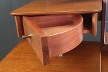 Load image into Gallery viewer, MidCentury Nathan Dressing Table c.1960