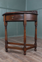 Load image into Gallery viewer, English Oak Side Table c.1900