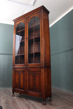 Load image into Gallery viewer, English Oak Bookcase c.1900