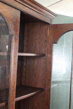 Load image into Gallery viewer, English Oak Bookcase c.1900