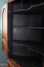 Load image into Gallery viewer, English Georgian Oak Corner Cabinet c.1830