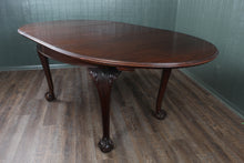 Load image into Gallery viewer, English Mahogany Extending Dining Table c.1910