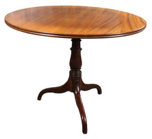Load image into Gallery viewer, English Walnut Tilt Table c.1900