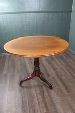 Load image into Gallery viewer, English Walnut Tilt Table c.1900