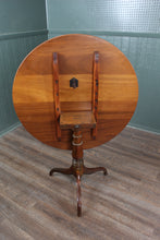Load image into Gallery viewer, English Walnut Tilt Table c.1900
