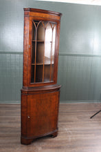 Load image into Gallery viewer, English Mahogany Corner Cabinet c.1950