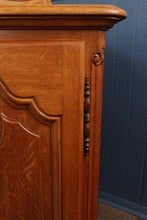 Load image into Gallery viewer, Continental European Oak Sideboard