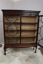 Load image into Gallery viewer, English Mahogany Bookcase c.1900