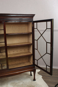 English Mahogany Bookcase c.1900