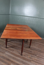 Load image into Gallery viewer, American Walnut Dropleaf Table c.1830