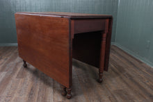 Load image into Gallery viewer, American Walnut Dropleaf Table c.1830