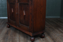 Load image into Gallery viewer, English Oak Leaded Glass Bookcase c.1900