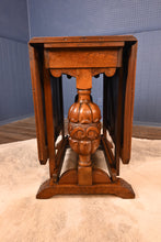 Load image into Gallery viewer, English Oak Dropleaf Table c.1940 - The Barn Antiques