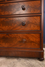 Load image into Gallery viewer, English Mahogany Chest of Drawers c.1890