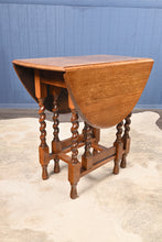 Load image into Gallery viewer, English Oak Barley Twist Occasional Table c.1920