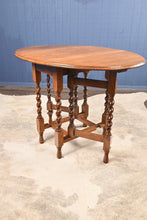 Load image into Gallery viewer, English Oak Barley Twist Occasional Table c.1920